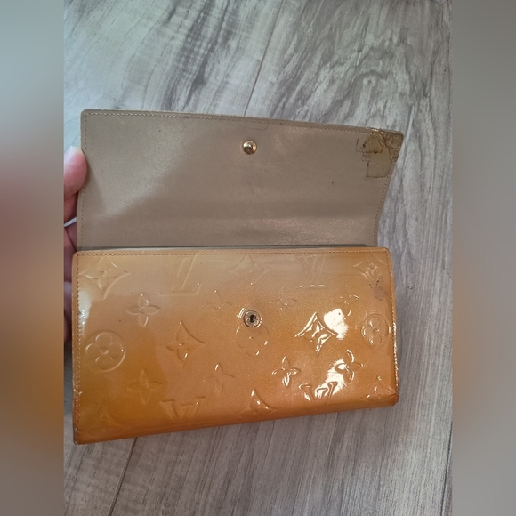 Authentic LOUIS VUITTON Monogram Vernis Portefeuille Sarah Long Wallet - Picture 9 of 16